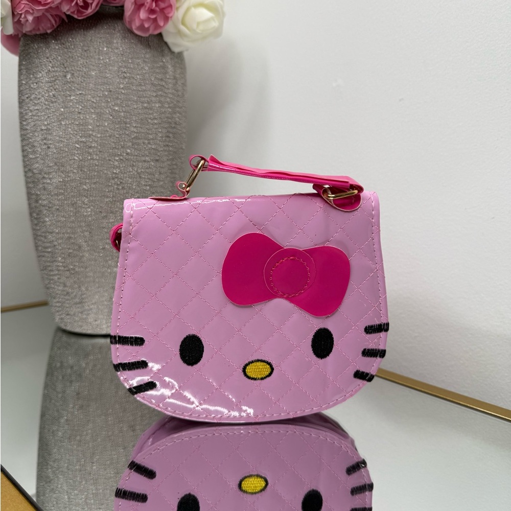 Hello Kitty Quilted Mini Bag - Picture 7 of 8